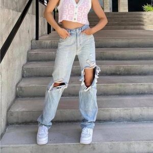 Distressed Light Blue 90s Boyfriend Jeans